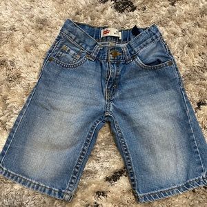 Levi's Shorts-Little boys size 6Reg